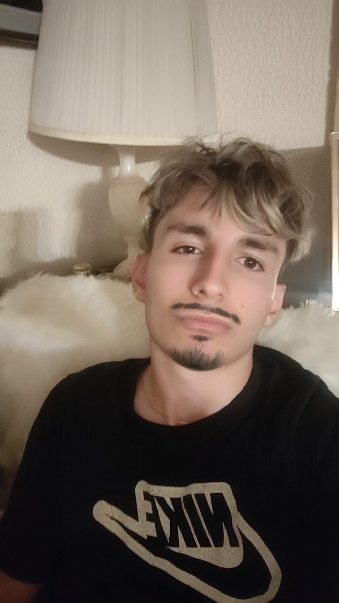 Profil de Yekta